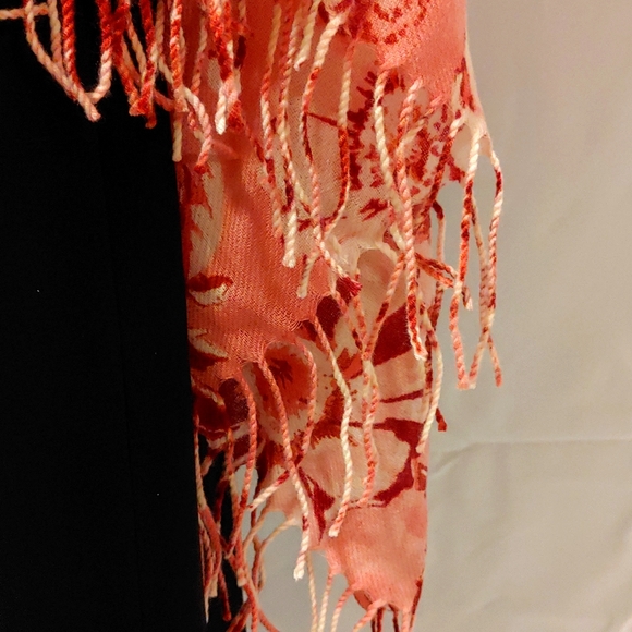 Nordstrom scarf/wrap - Picture 4 of 6